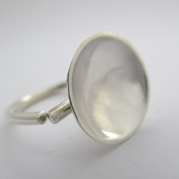Circle Ring. Round Silver Ring. Disc Ring. Moon Ring. Minimal Ring. Adjustable Ring.