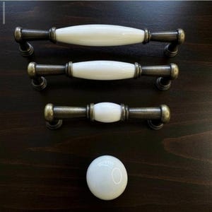 Tirador de porcelana gris para cajones y armarios, 96 mm, 128 mm y 160 mm, decoración moderna y elegante para muebles, fácil instalación, diseño duradero.