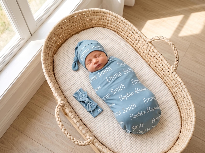 Neugeborenen Namensdecke, Baby Name Decke, Krankenhaus Coming Home Outfit, Swaddle mit Namen, Neugeborenen Swaddle und Decke, Namensmitteilung Bild 3