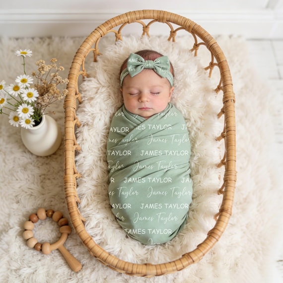 Newborn Name Blanket, Baby Name Swaddle, Hospital Coming Home Outfit, Swaddle with Name, Newborn Swaddle and Blanket, Baby Name Announcement