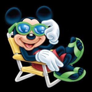 Puede incluir: Personaje de dibujos animados de Mickey Mouse con gafas de sol verdes y pantalones cortos rojos, relaj&aacute;ndose en una silla de playa amarilla. Lleva sandalias verdes y guantes blancos, sobre un fondo negro.