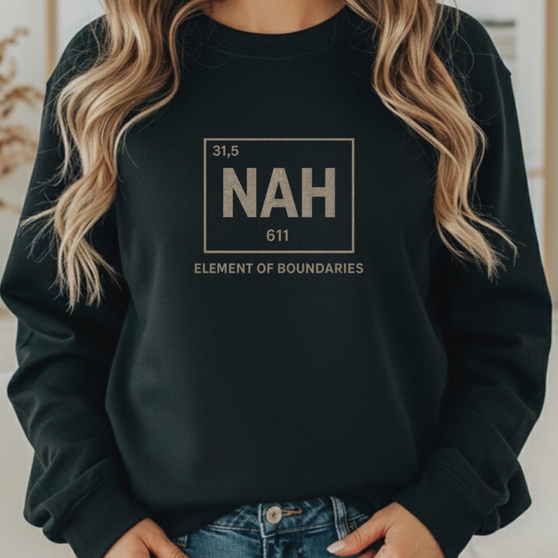May include: Black sweatshirt with the text "NAH" in a box, with the numbers "31,5" and "611" above and below the word. Below the box, the text reads "ELEMENT OF BOUNDARIES".