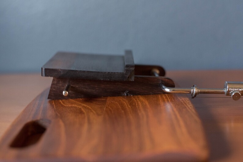 Vintage Danish Rosewood and Teak Cheese Slicing Board by Andreas Hansen afbeelding 10