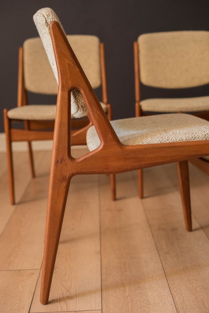 Vintage Set of Eight Danish Ella Teak Tilt Back Dining Chairs by Arne Vodder reserved image 9
