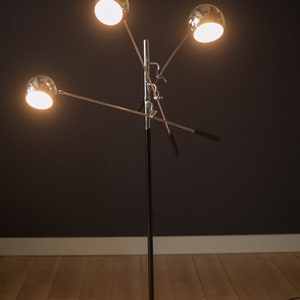 Triennale Mid Century Modern Orbiter Chrome Floor Lamp by Robert Sonneman image 2