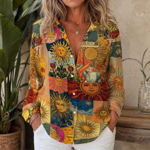 Blusa estilo boho con estampado solar para mujer, camisa vintage celestial, top artístico de patchwork con botones, túnica boho