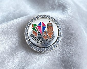 Pingente de prata esterlina Old San Juan, exclusivo para viagens, com a bandeira de Porto Rico.