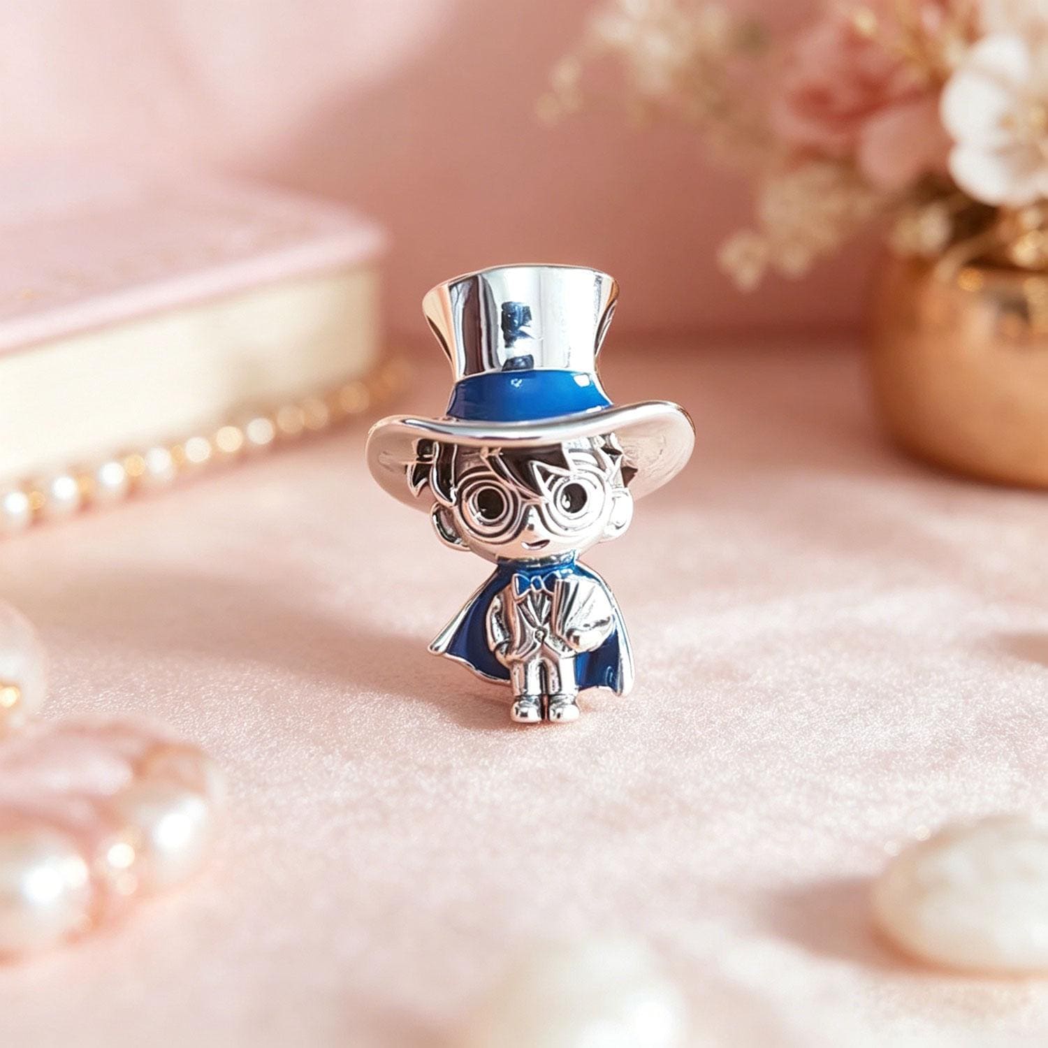 Detective Conan Charm - Etsy