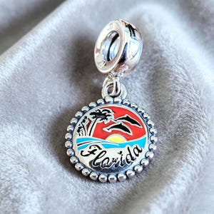 Pandora us charm - Etsy 日本