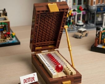 Coffret à trophées de lames de sang Dexter Morgan style Lego – Kit de construction en briques – Vitrine médico-légale – Objet de collection inspiré – Ensemble de construction personnalisé