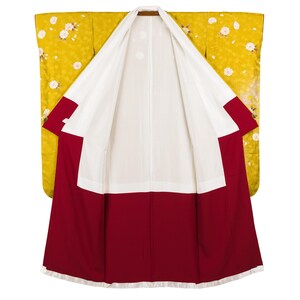 Furisode Sidenkimono - Senapsgult Sakura Körsbärsblom, Vintage Japansk kimono bild 2
