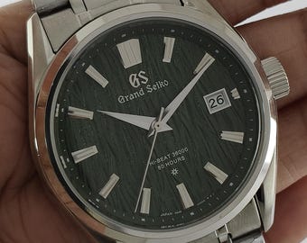 Vintage Grand Seiko Automatic Men's Watch: Green Dial, Stainless Steel, Date, All Working