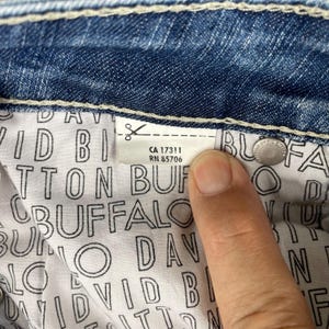 Buffalo David Bilton Women’s Distressed Denim Shorts Mid Wash 28 Jean Shorts Vintage Style | AD0057 image 6