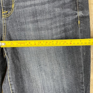 Seven 7 Damshorts med slitna jeans, mellantvättad, 29 (storlek 8), vintagestil | AD0032 bild 15