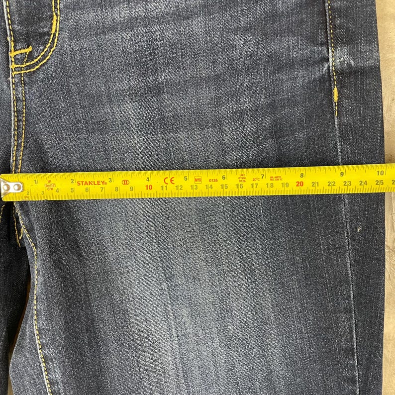 Seven 7 Damshorts med slitna jeans, mellantvättad, 29 (storlek 8), vintagestil | AD0032 bild 15