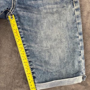 Buffalo David Bilton Women’s Distressed Denim Shorts Mid Wash 28 Jean Shorts Vintage Style | AD0057 image 10