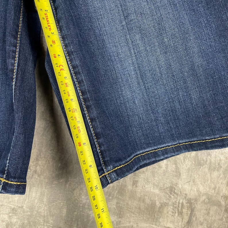 Seven 7 Damshorts med slitna jeans, mellantvättad, 29 (storlek 8), vintagestil | AD0032 bild 14