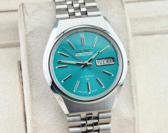 Seiko 5 Automatic Watch Sea Green Dial Men display picture 3
