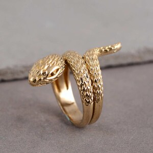 Gouden ring met slangenmotief | Opvallende ring met slangenmotief voor vrouwen