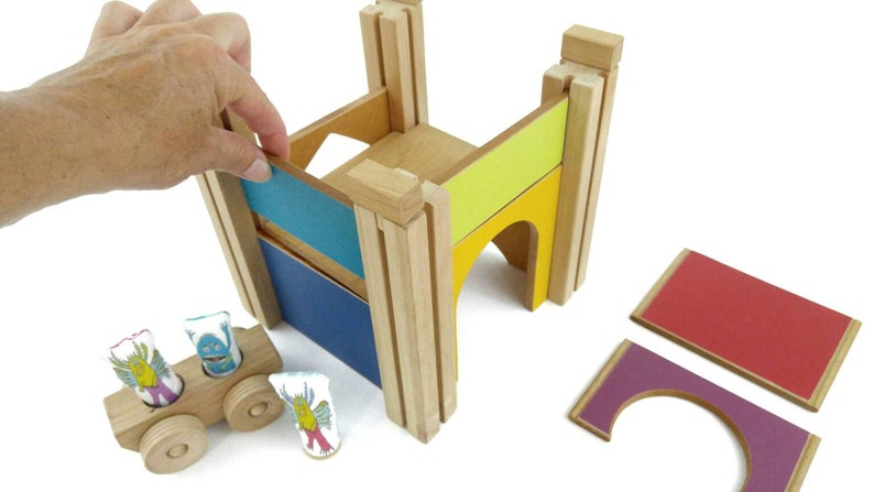 Modular Building Kit Wood Peg Dolls Wood Car
