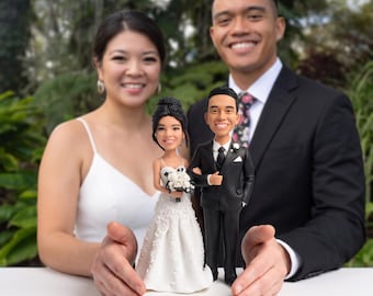 Custom Couple Bobblehead from Photo, Personalized Wedding Cake Topper, Handmade Clay Figurine, Anniversary Keepsake Gift