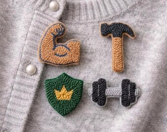 Conjunto de broches de aguja perforadora Strong Like Dad, cuatro alfileres de hilo coordinados.