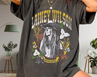 Lainey Wilson Inspired Vintage Shirt, Comfort Colors 1717 Country Tee, Retro Western Graphic T-Shirt, Music Fan Gift, Unisex Oversized Tee