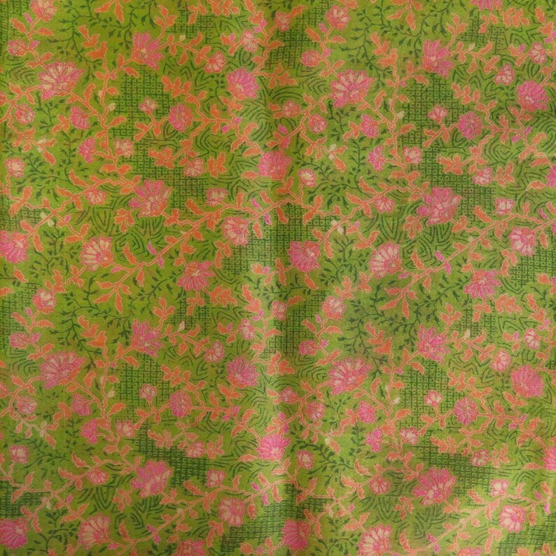 Green Fat quarters Recycled Silk Fabric Silk Squares F165