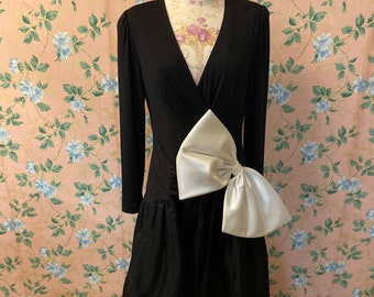 cocktail dress with bow