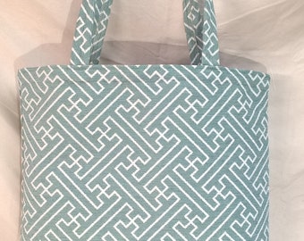 Shopping Tote~Market Bag~Grocery Tote~Aldi Grocery Bag~Earth /& Environmentally Friendly~Recycle~Eco Chic~Insert~Embroidered Butterfly~Green