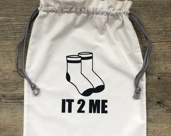 New! Men's White & Black 'Sock It 2 Me' Travel Bag