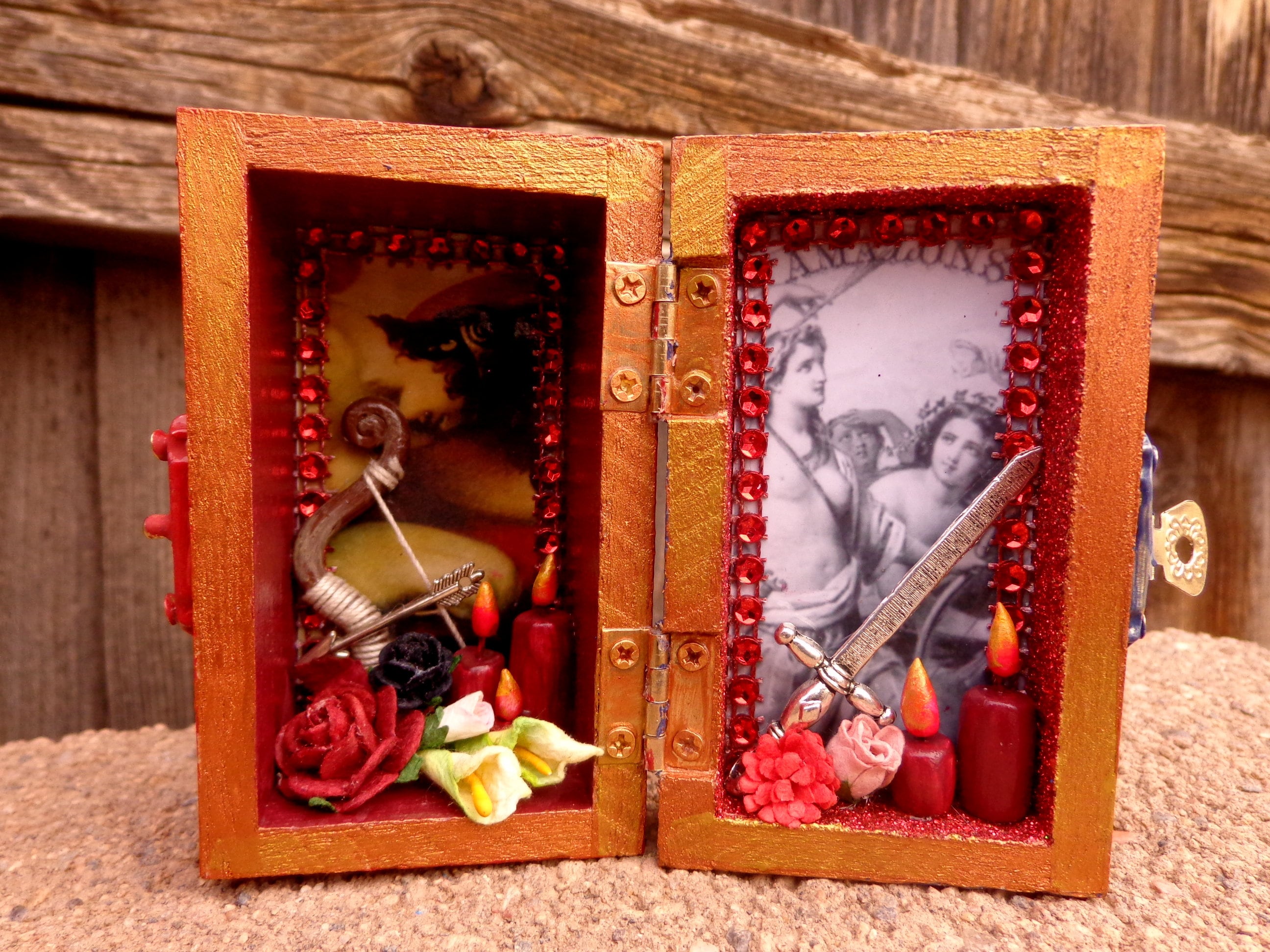 尾崎豊 The Memorial Box Amazon Mini Box Shrine. Miniature Nicho. Travel Altar