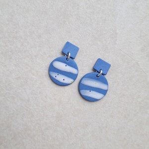 Cobalt blue and white porcelain geometric summer dangle earrings, geometric earrings, blue earrings, statement jewelry Bild 2