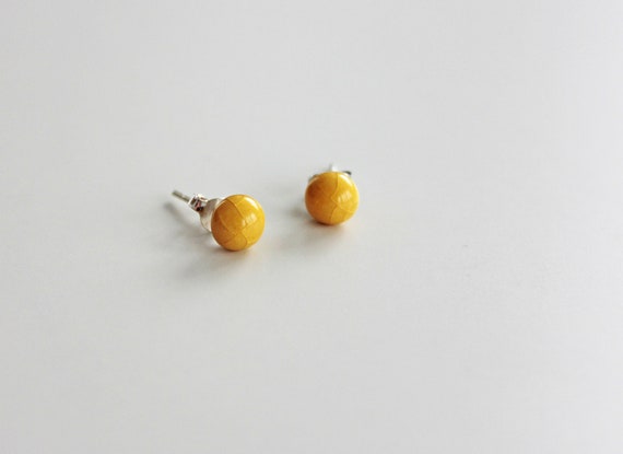 Mustard yellow stud earrings sale