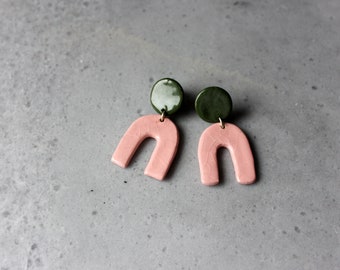 Pink and oliv green porcelain geometric dangle earrings, geometric earrings, Pink curve earrings, statement jewelry, statement earrings