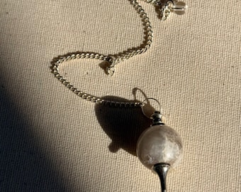 振り子 - レインボームーンストーンのボールとポイント