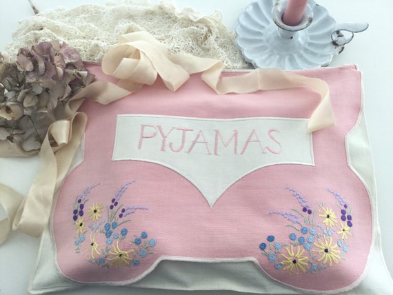 Vintage Pyjama Case