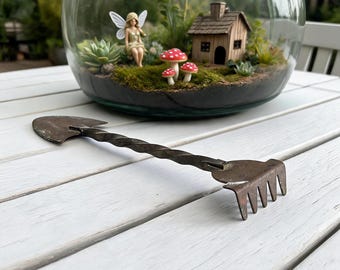 Vintage Swedish Brass Mini Garden Rake Shovel, Mid Century Blomkratta Plant Tool, Miniature Trowel for Bonsai, Fairy Gardens & Houseplants