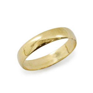 Men classic 4mm width wedding ring. Classic wedding ring. Gold wedding ring. - 14k yellow gold  unisex wedding ring. wedding band. mans band