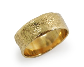 Anillo de boda crudo. Alianza de boda mediana. Alianza de boda de 8mm. Anillo de boda ancho. alianza de boda para mujer, anillo de boda para hombre. Anillo de oro de 14k. banda unisex