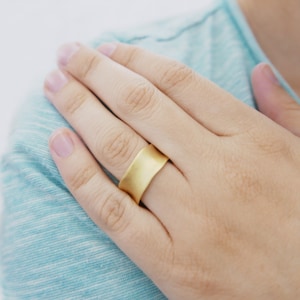 Sahara Dune wedding ring. women 14k yellow gold wedding band. Wide wedding ring. Curvy wedding ring.  wedding band for her