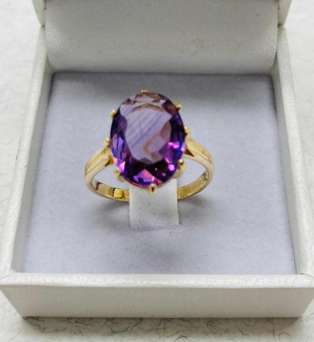 Antique Amethyst Ring of 14k Gold - Trademark Antiques 14 K Victorian Amethyst Ring main image 1