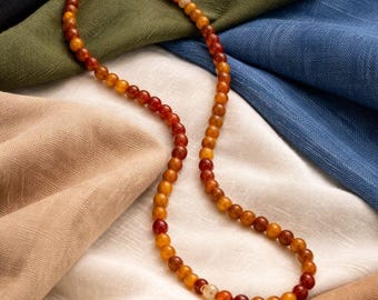 Natuurlijke carneoolkralenketting, handgeknoopte edelsteen, gouden sluiting, geboortesteen juli