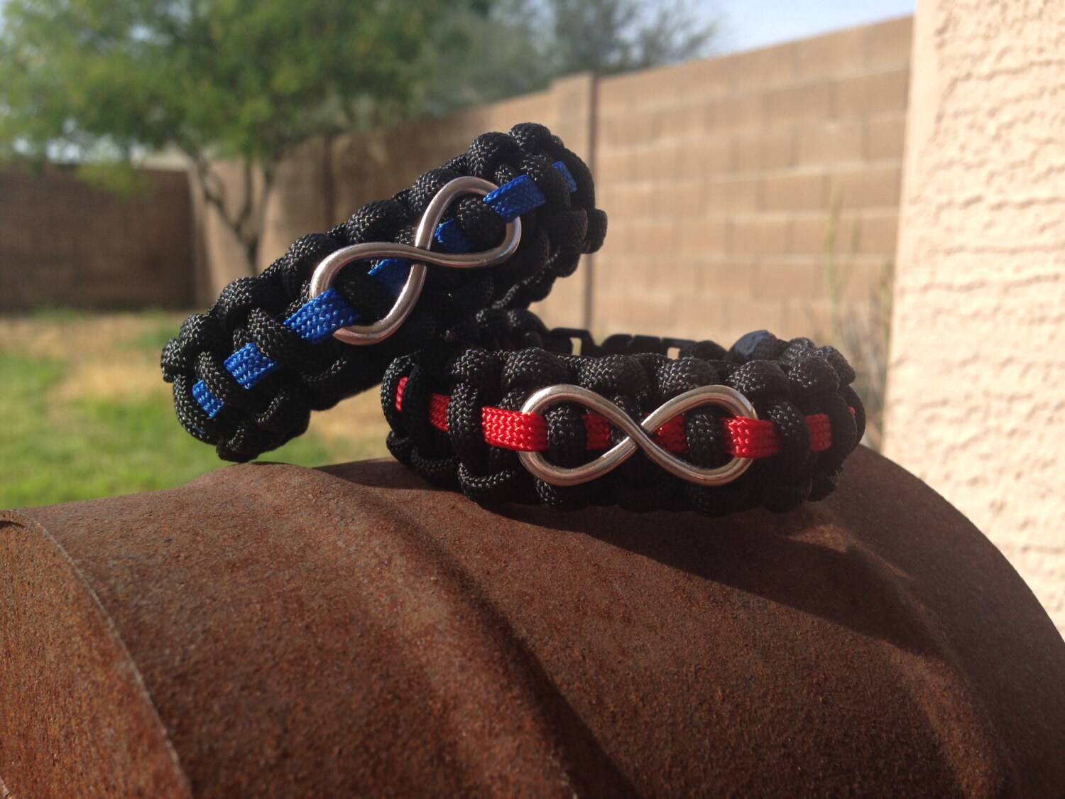 Paracord hotsell infinity bracelet