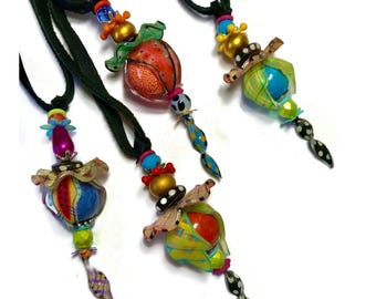 Kit para hacer collares, hecho con cuentas de plástico termorretráctil, clase en línea.