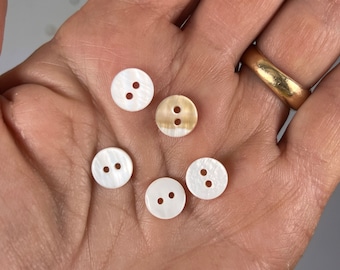 20 botões de concha de água doce cor marfim - Redondos e planos, naturais, 9-2 mm, com furo de 1,5 mm