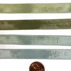 Rayon Seam Binding Ribbon: Green Woven Edge Crinkle Ribbon - 8 Yards