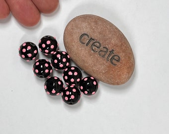 6, black with pink dots lamp work beads