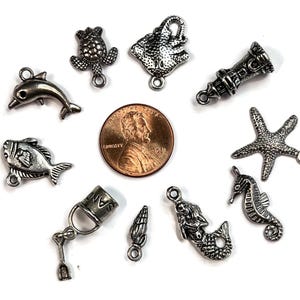 海、海洋、アンティークシルバーのチャーム、10個入り