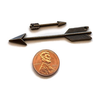 20,  metal archery arrow charm,